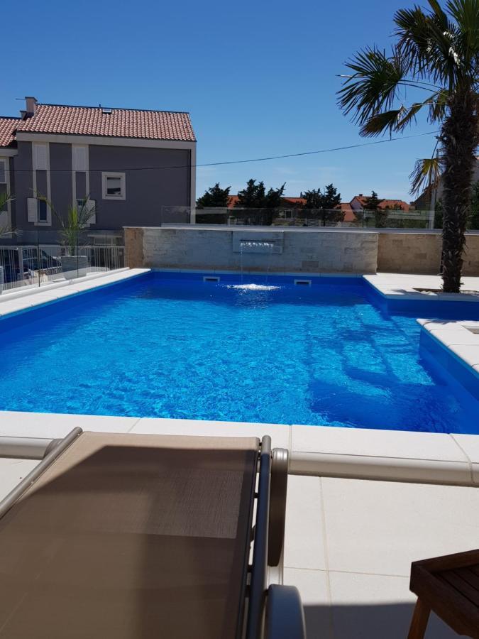 Apartments Sun Dance With Heated Pool Novalja Exteriör bild